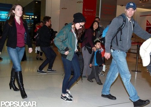 Kristen Stewart traveled through Sydney's airport.
Kristen Stewart traveled through Sydney's airport.