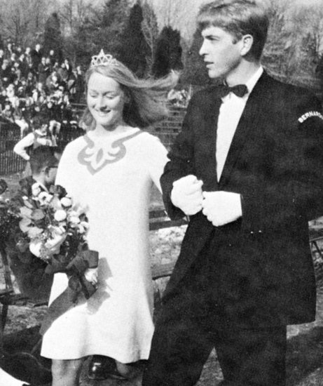 Even in high school, Meryl was royalty.
Source: Seth Poppel/Yearbook Library
Even in high school, Meryl was royalty.
Source: Seth Poppel/Yearbook Library