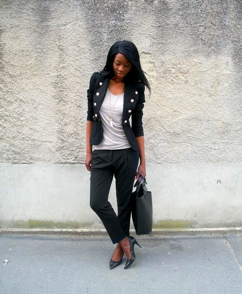 http://stylesbyassitan.blogspot.fr/2012/06/mrs-officer.html