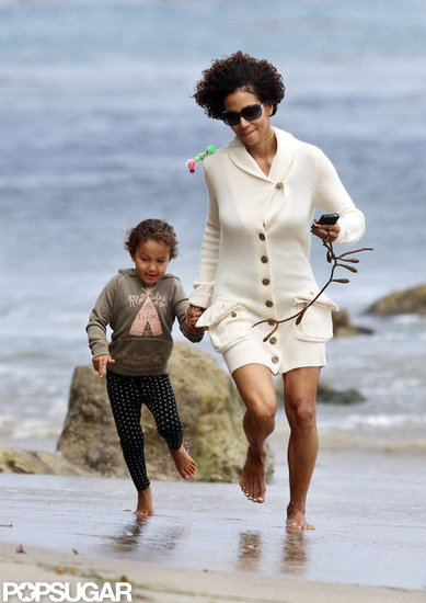 Halle Berry and Nahla Aubry played in Malibu together.
Halle Berry and Nahla Aubry played in Malibu together.