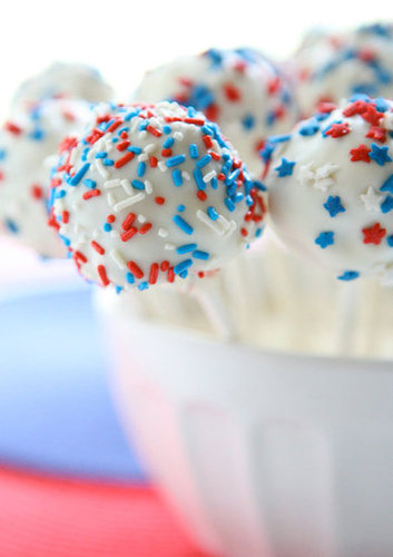 Bake This: Cake Pops Bake This: Cake Pops