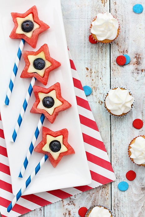 Make These: Fruit Pops Make These: Fruit Pops