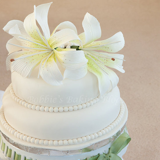 Tiering a Cake Tiering a Cake