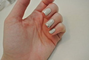DIY Nail Art With Diamantes and Nail Polish