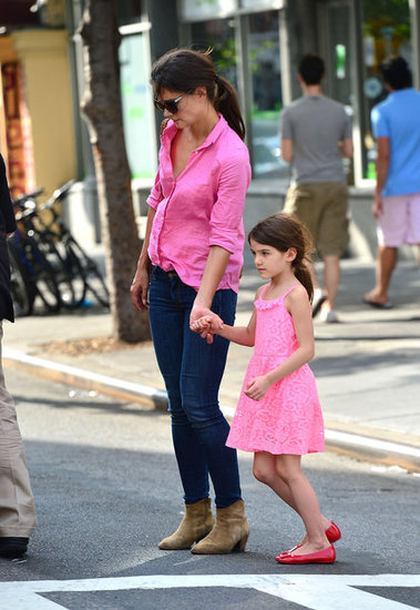 Katie Holmes and Suri Cruise Hit the Streets in Pink Katie Holmes and Suri Cruise Hit the Streets in Pink