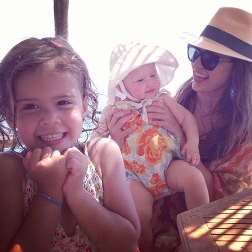 Jessica Alba enjoyed her Italian vacation with her little ones, Honor and Haven.
Source: Instagram user jessicaalba
Jessica Alba enjoyed her Italian vacation with her little ones, Honor and Haven.
Source: Instagram user jessicaalba
