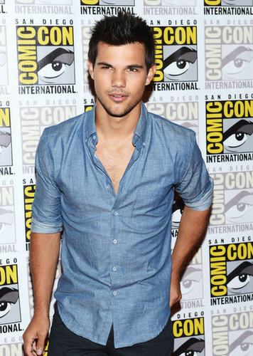 All the Stars at Comic-Con! All the Stars at Comic-Con!