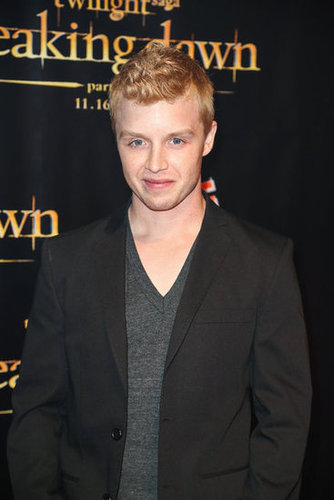 Noel Fisher posed at the Breaking Dawn Part 2 party at Comic-Con.
Noel Fisher posed at the Breaking Dawn Part 2 party at Comic-Con.