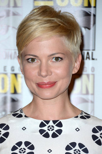 Michelle Williams flashed a smile at Comic-Con.
Michelle Williams flashed a smile at Comic-Con.