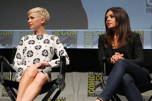 Michelle Williams and Mila Kunis promoted Oz: The Great and Powerful at Comic-Con.
Michelle Williams and Mila Kunis promoted Oz: The Great and Powerful at Comic-Con.