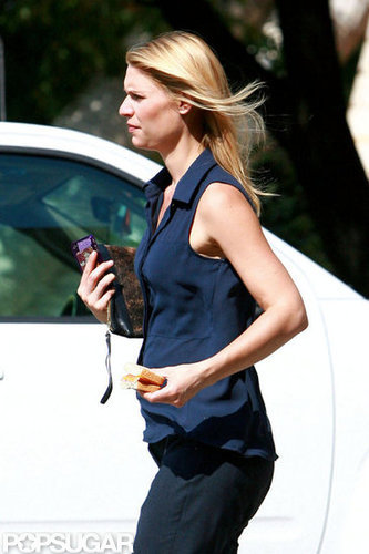 Claire Danes's hair flowed freely on set.
Claire Danes's hair flowed freely on set.