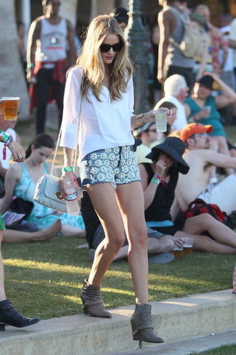 How to Wear Cutoffs How to Wear Cutoffs