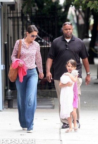 Katie Holmes and Suri Cruise walked in NYC.
Katie Holmes and Suri Cruise walked in NYC.