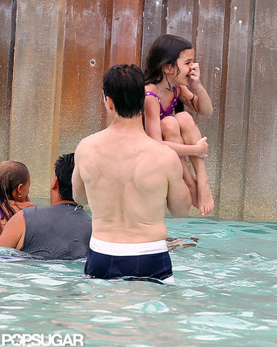 Tom Cruise picked up Suri Cruise at a waterpark.
Tom Cruise picked up Suri Cruise at a waterpark.