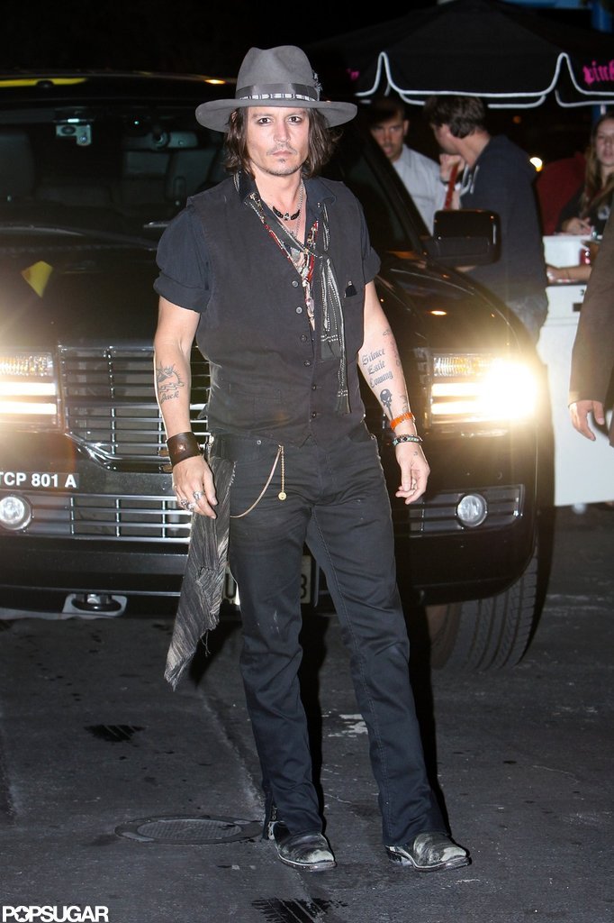 Johnny Depp got out of the car at Aerosmith's afterparty in LA.
Johnny Depp got out of the car at Aerosmith's afterparty in LA.