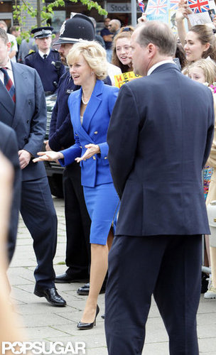 Naomi Watts filmed in a blue suit to play Princess Diana.
Naomi Watts filmed in a blue suit to play Princess Diana.