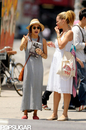 Zoe Kravitz was reading Patti Smith's Just Kids in NYC in July 2011.
Zoe Kravitz was reading Patti Smith's Just Kids in NYC in July 2011.