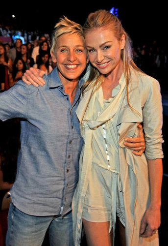 Portia de Rossi and Ellen DeGeneres showed loved during the August 2009 Teen Choice Awards in LA.
Portia de Rossi and Ellen DeGeneres showed loved during the August 2009 Teen Choice Awards in LA.