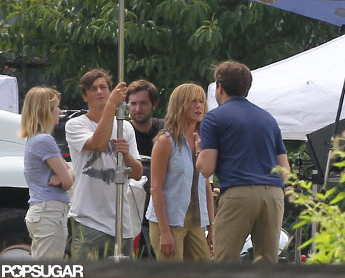 Jennifer Aniston Flashes Her Abs in a Bra on Set Jennifer Aniston Flashes Her Abs in a Bra on Set