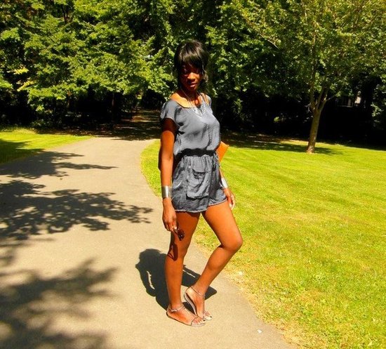 http://stylesbyassitan.blogspot.fr/2012/08/la-combi.html