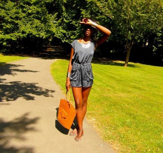 http://stylesbyassitan.blogspot.fr/2012/08/la-combi.html