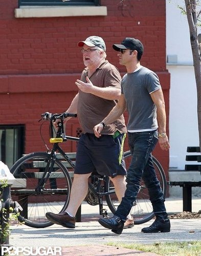 Justin Theroux and Philip Seymour Hoffman Toast Castings & Weddings Justin Theroux and Philip Seymour Hoffman Toast Castings & Weddings