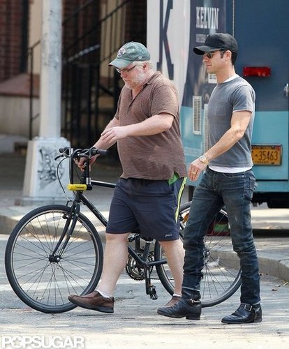Justin Theroux and Philip Seymour Hoffman Toast Castings & Weddings Justin Theroux and Philip Seymour Hoffman Toast Castings & Weddings