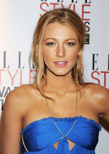 Blake took a risk at a 2011 event, matching the gold detailing on her royal blue gown to both her earrings and eye makeup. As you can see, it totally paid off.
Blake took a risk at a 2011 event, matching the gold detailing on her royal blue gown to both her earrings and eye makeup. As you can see, it totally paid off.