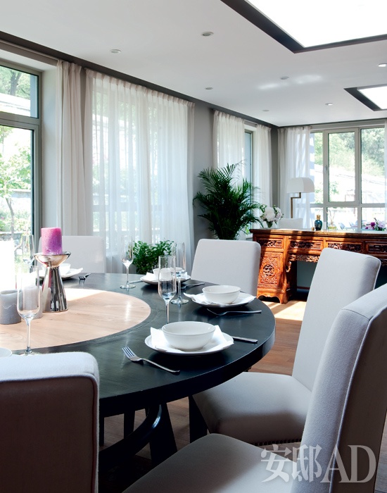 Modern classic in Beijing Hills