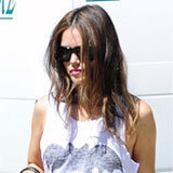 Super Stylish: Rachel Bilson Makes a Case For Cheeky Superhero Shirts Super Stylish: Rachel Bilson Makes a Case For Cheeky Superhero Shirts