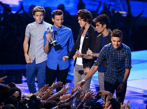 Rob Debuts New Twilight, Rihanna Wins Big — The Best of the 2012 MTV VMAs Rob Debuts New Twilight, Rihanna Wins Big — The Best of the 2012 MTV VMAs