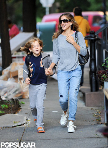 Sarah Jessica Parker Breaks From the Front Row For the School Run Sarah Jessica Parker Breaks From the Front Row For the School Run