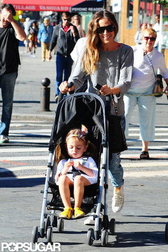 Sarah Jessica Parker Breaks From the Front Row For the School Run Sarah Jessica Parker Breaks From the Front Row For the School Run