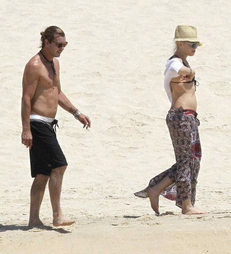 Gwen Stefani and Gavin Rossdale enjoyed the beach in Cabo in April 2012.
Gwen Stefani and Gavin Rossdale enjoyed the beach in Cabo in April 2012.