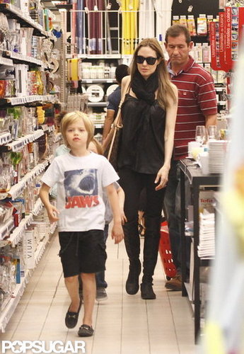 Angelina Jolie went shopping with Shiloh.
Angelina Jolie went shopping with Shiloh.