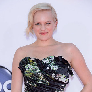 Picture of Elisabeth Moss's Hair and Makeup at the 2012 Emmy Awards