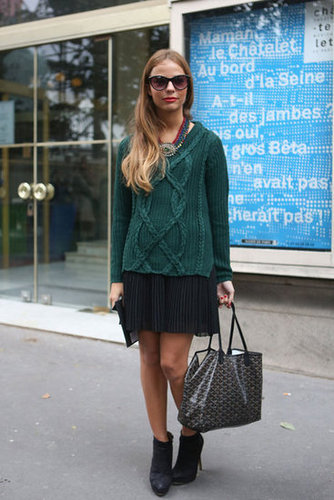 This rich, hunter-green knit gave a pleated mini and booties a perfect Fall feel.
This rich, hunter-green knit gave a pleated mini and booties a perfect Fall feel.