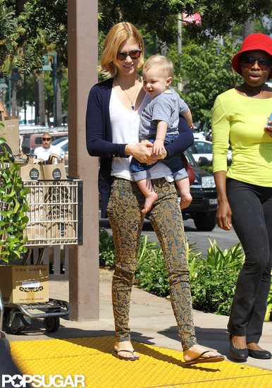 January Jones carried Xander out of Whole Foods. January Jones carried Xander out of Whole Foods.