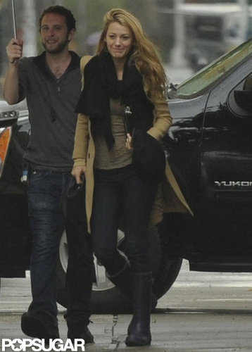 Blake Lively arrived on set with a smile.
Blake Lively arrived on set with a smile.