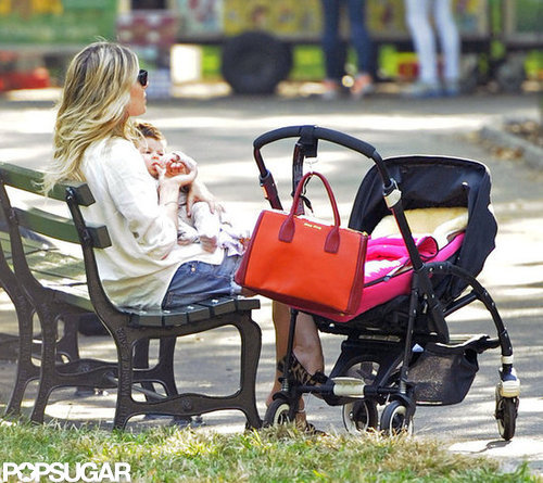 Sienna Miller and Adorable Baby Marlowe Explore NYC! Sienna Miller and Adorable Baby Marlowe Explore NYC!