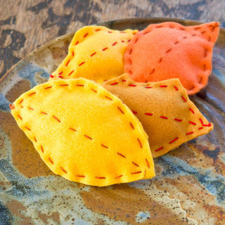 Felt Sewn Fall Leaves Craft For Kids