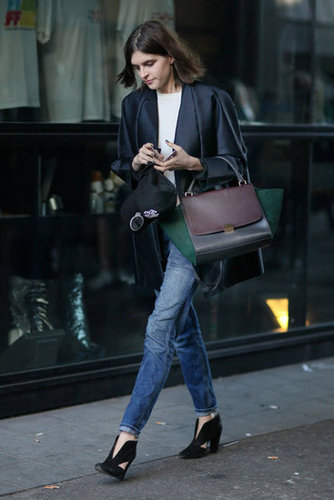 This classicist toted a Céline bag and hinted at an edgier style with a pair of cutout booties.
This classicist toted a Céline bag and hinted at an edgier style with a pair of cutout booties.