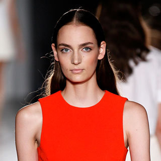 How to Do the No Makeup Spring 2013 Makeup Look on Fair Skin
