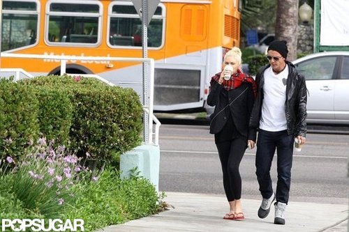 Gwen Stefani and Gavin Rossdale Get Their Caffeine Fix in LA Gwen Stefani and Gavin Rossdale Get Their Caffeine Fix in LA