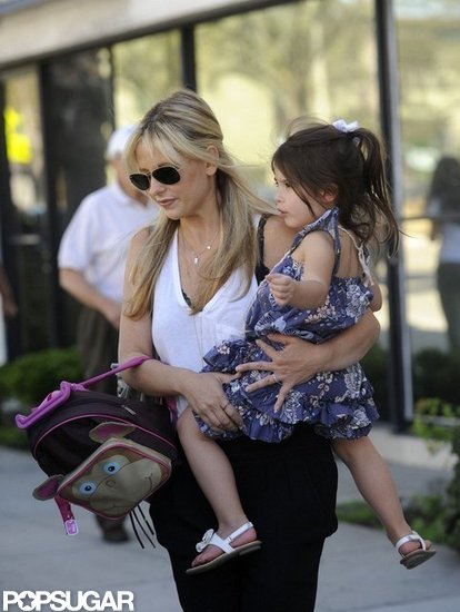 Sarah Michelle Gellar gave Charlotte Prinze a lift in LA.
Sarah Michelle Gellar gave Charlotte Prinze a lift in LA.
