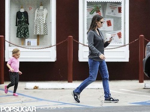 Seraphina Affleck followed mom Jennifer Garner to the car after picking up coffee in LA.
Seraphina Affleck followed mom Jennifer Garner to the car after picking up coffee in LA.