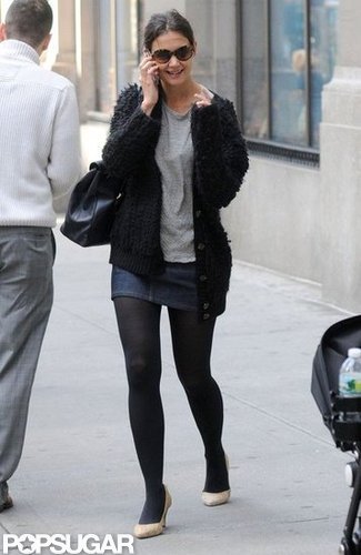 Katie Holmes chatted on the phone while out in NYC.
Katie Holmes chatted on the phone while out in NYC.