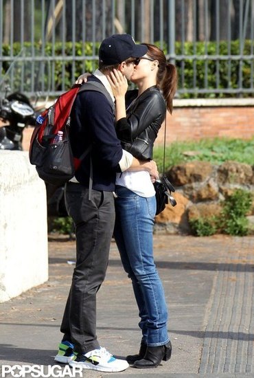 Olivia Wilde and Jason Sudeikis got romantic during a trip to Rome in October 2012.
Olivia Wilde and Jason Sudeikis got romantic during a trip to Rome in October 2012.