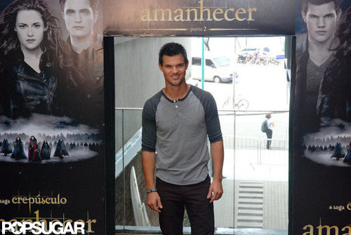 Taylor Lautner made an appearance in Brazil.
Taylor Lautner made an appearance in Brazil.