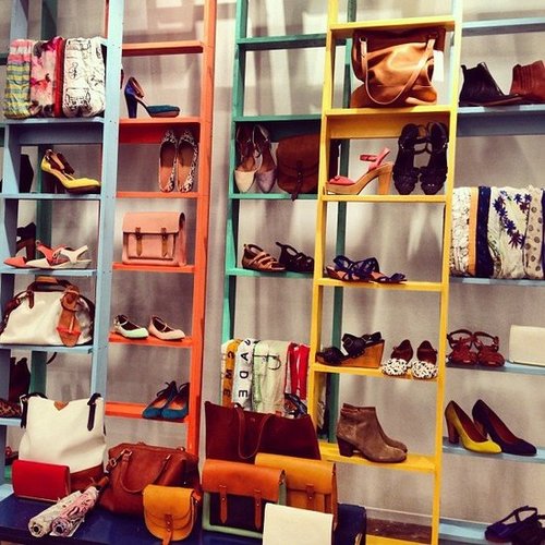 It was a game of shoes and ladders at the Madewell Spring preview!
It was a game of shoes and ladders at the Madewell Spring preview!
